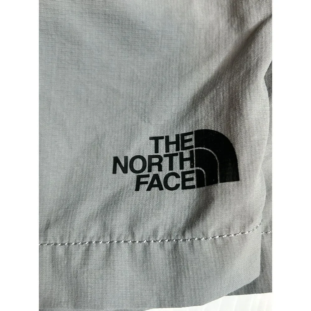 The North Face Shorts Men's Size 40 Gray Chino Casual Hiking‎ Fishing Shorts